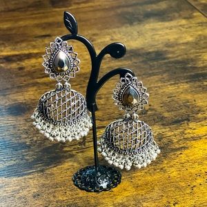 Oxidized Silver Plated Jhumka Earring With Black Rhinestone + Adjustable Ring